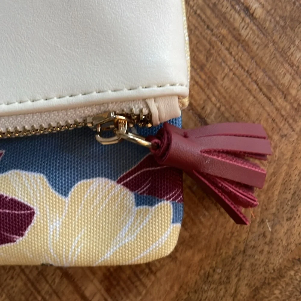 Rachel‎ Pally Reversible Floral Ivory Clutch